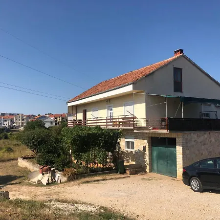 Apartman Ana * Zara